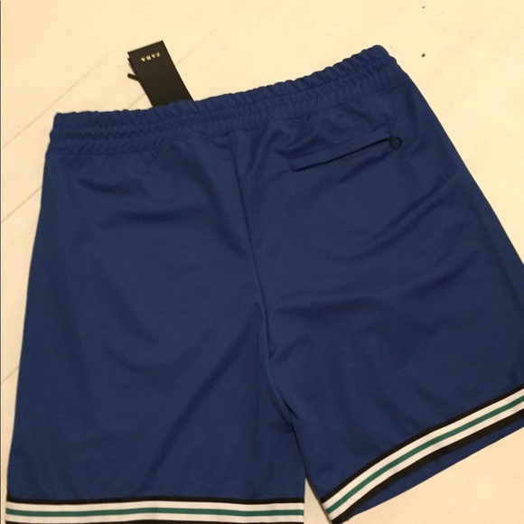 Zara - Picture 2 of 5